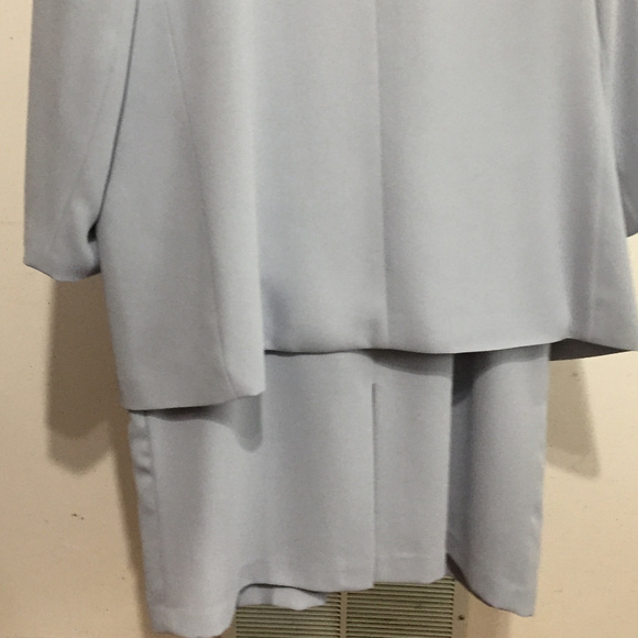 Low stress suit - Picture 4 of 7